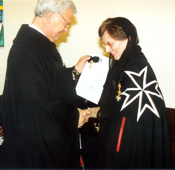 Clare Kalkwarf receiving her insignia in Mandeni on 15 December 2002